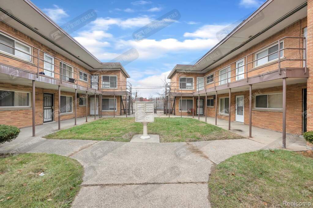 16721 Greenfield Rd #2, Detroit, MI 48235 - View 4