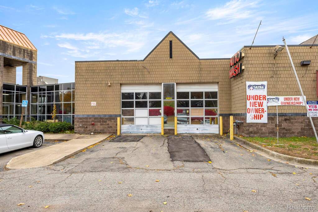 42607 Joy Road, Canton, MI 48187 | MLS# 20251054233 | @properties REMI ...