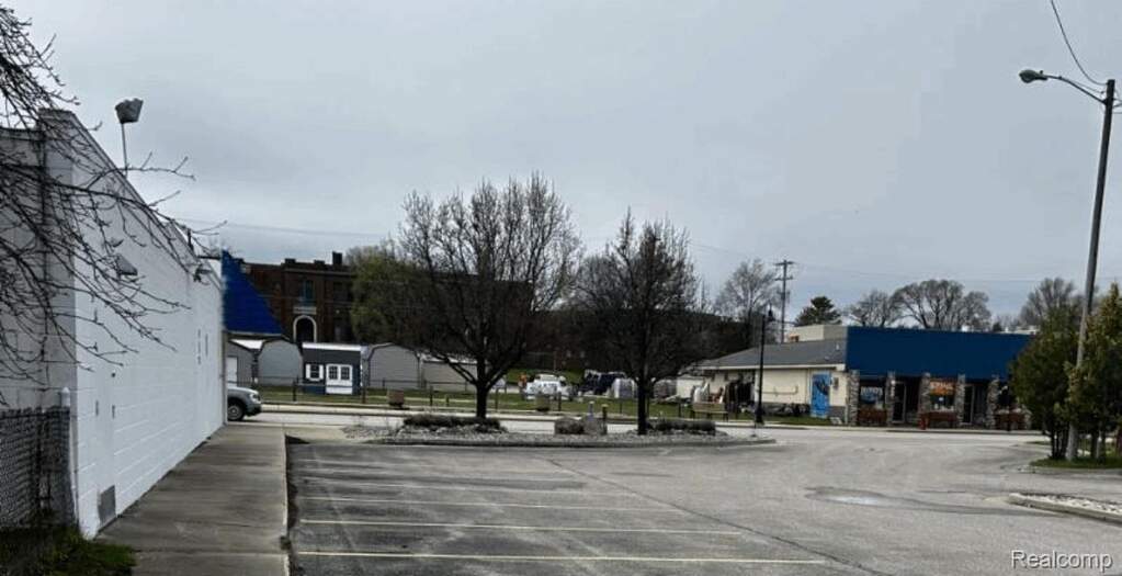 102 N State Street, Oscoda, MI 48750 - View 3