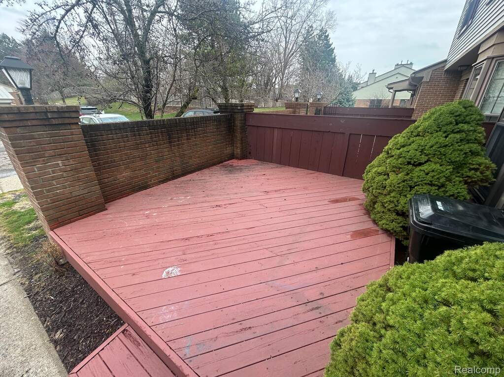 31164 Country Way, Farmington Hills, MI 48331 - View 3