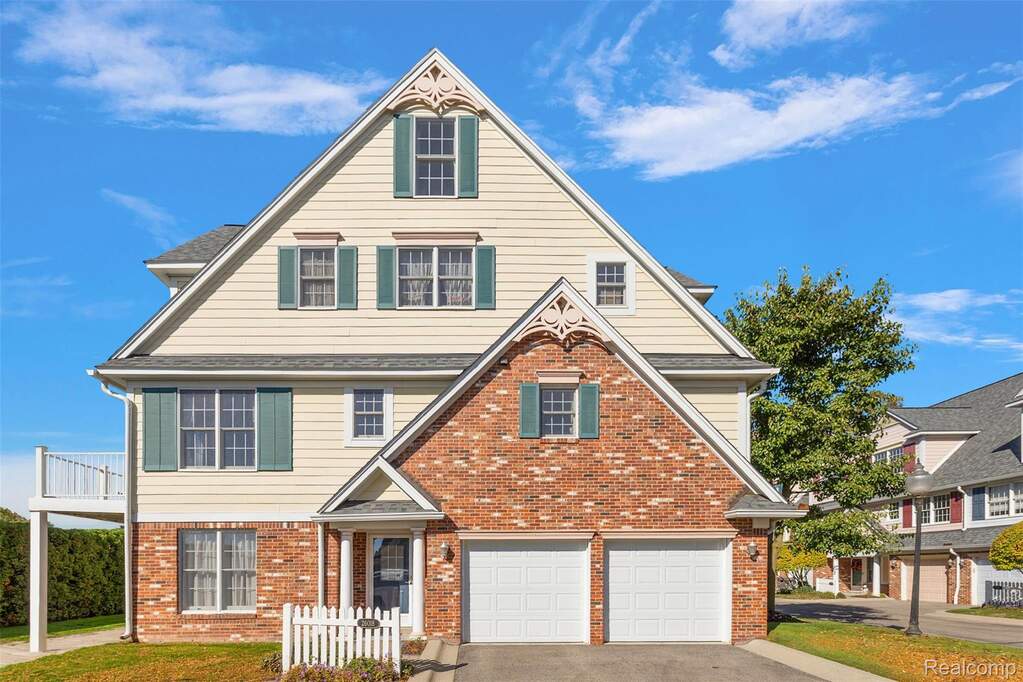26018 Felicity Landing #8, Harrison Township, MI 48045 | MLS ...