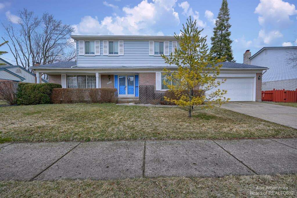 26548 Lawrence, Dearborn Heights, MI 48127 MLS 543293168