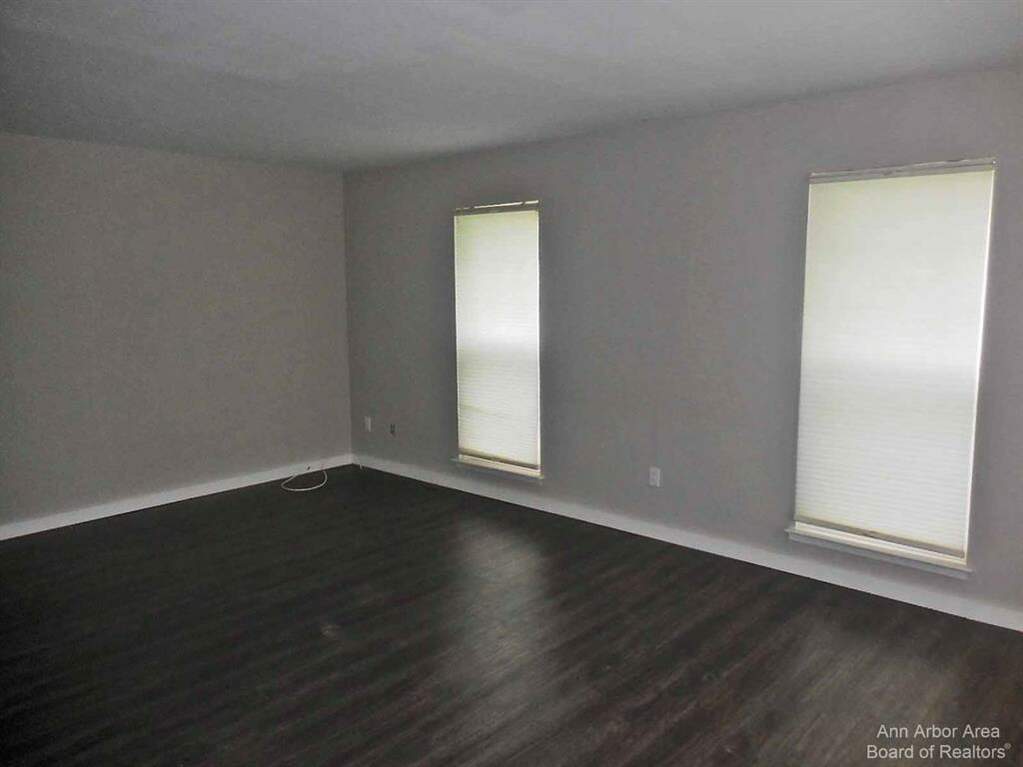 3318 Alpine Drive, Ann Arbor, MI 48108 MLS 543295591 properties