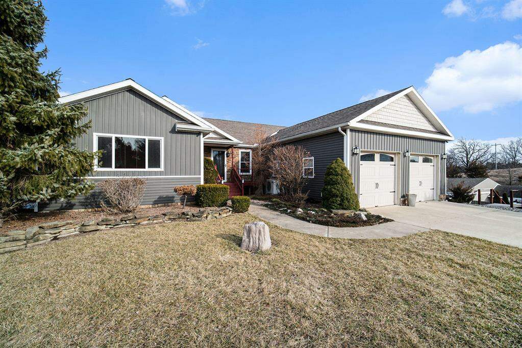 11145 Crestview E, Somerset Twp, MI 49233 MLS 55023004359