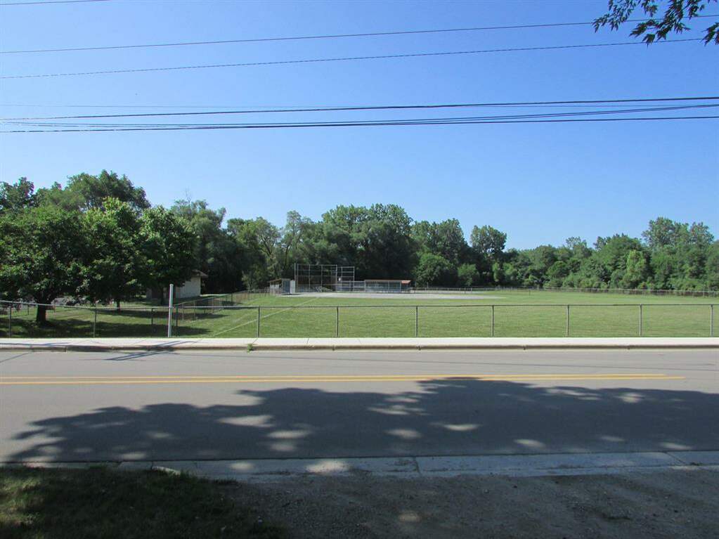 5825 Sibley Road, Chelsea, MI 48118 MLS 55023008202 properties SE Michigan