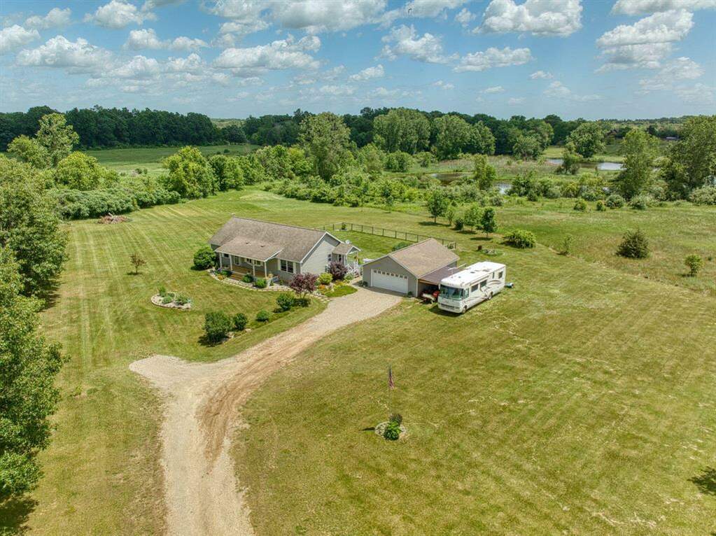 13068 Wamplers Lake Road, Norvell Twp, MI 49230 MLS 55024030281 properties REMI Christie's