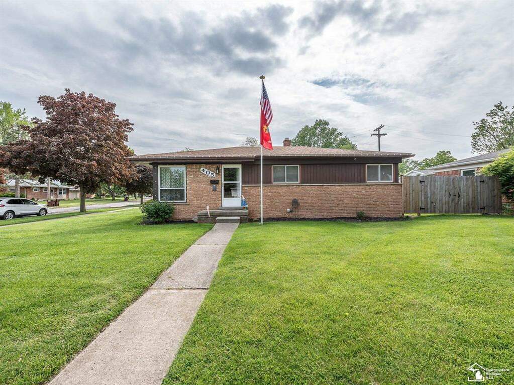 405 Richards Drive, Monroe, MI 48162 MLS 57050142039 properties