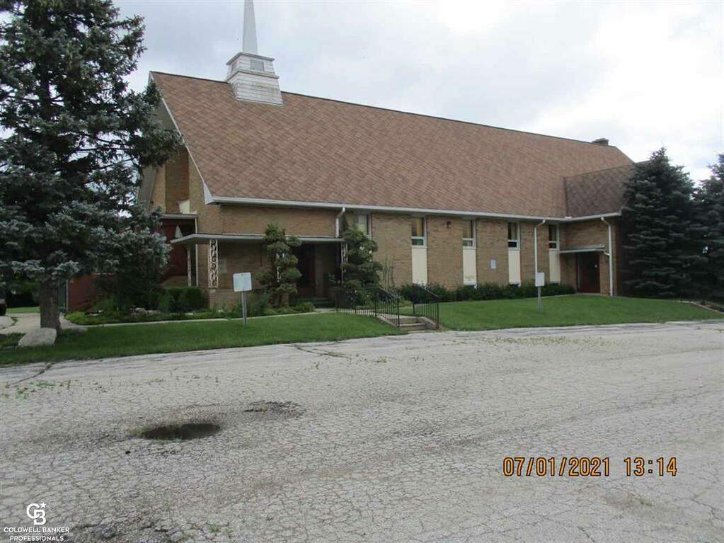 9735 Dolan Rd., Columbus Twp, MI 48063 MLS 58050095021 properties