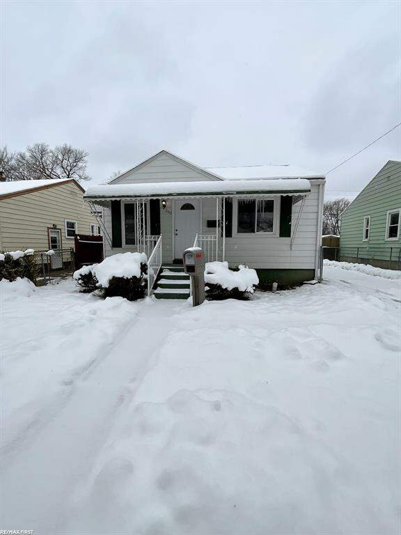 200 W Longfellow Ave, Pontiac, MI 48340 MLS 58050100535 properties