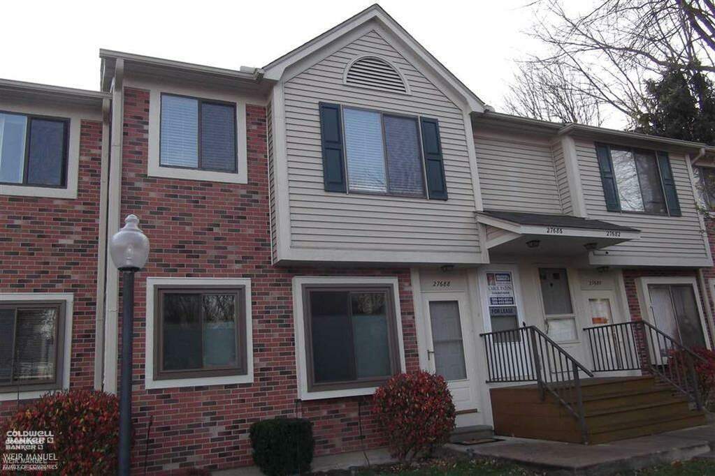 27696 Harrison Woods Lane, Harrison Twp, MI 48045 MLS 58050101407