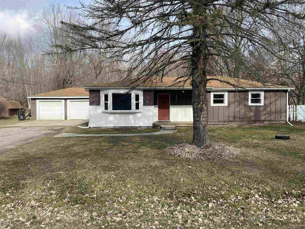 3862 Knapp Ave, Port Huron Twp, MI 48060 MLS 58050101871 properties SE Michigan