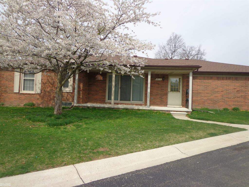 49518 Roxbury Ct., Shelby Twp, MI 48315 MLS 58050106387