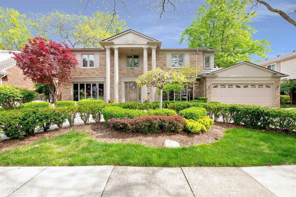 596 N Brys Drive, Grosse Pointe Woods, MI 48236 MLS 58050109183