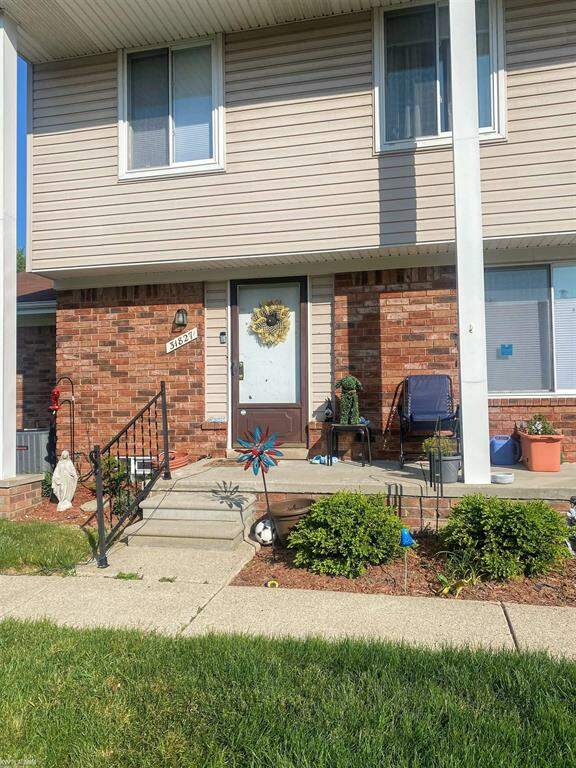31827 Breezeway, Chesterfield Twp, MI 48047 MLS 58050111310