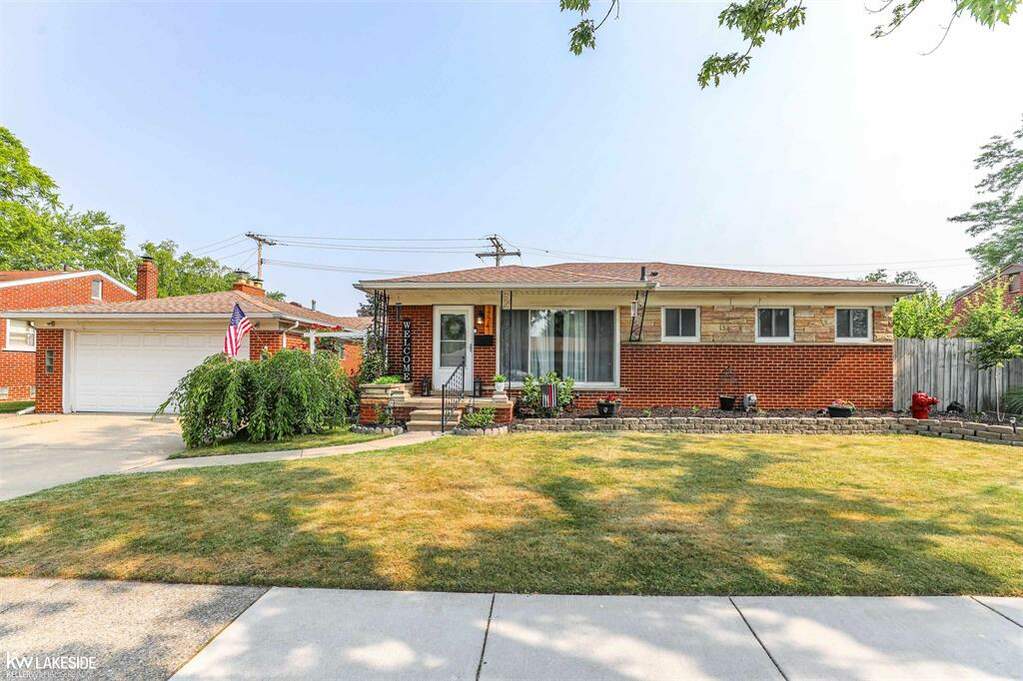 17741 Breezeway, Fraser, MI 48026 MLS 58050111541 properties SE