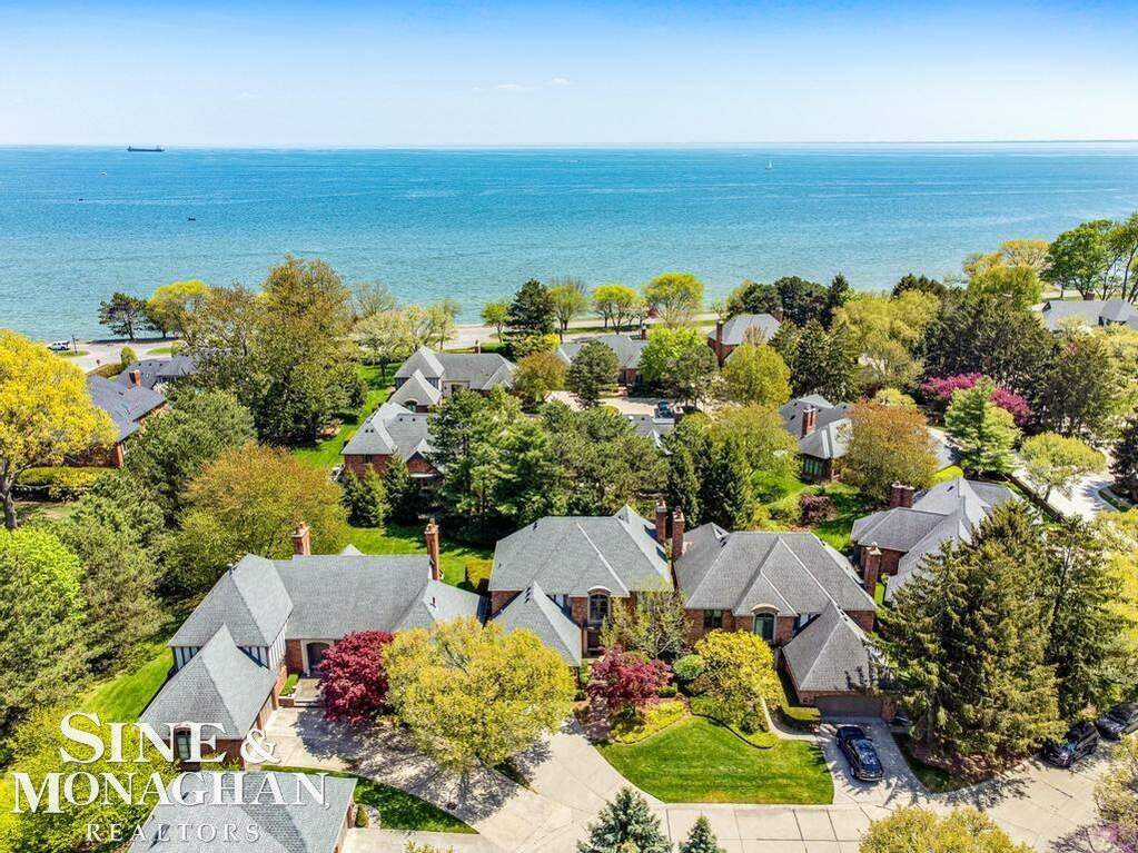 26 Windemere, Grosse Pointe Farms, MI 48236 MLS 58050116382