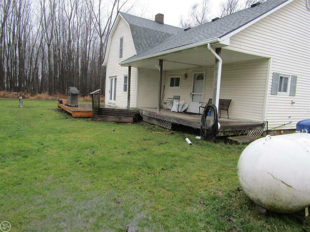 9109 Crawford Rd, Columbus Twp, MI 48063 MLS 58050130635