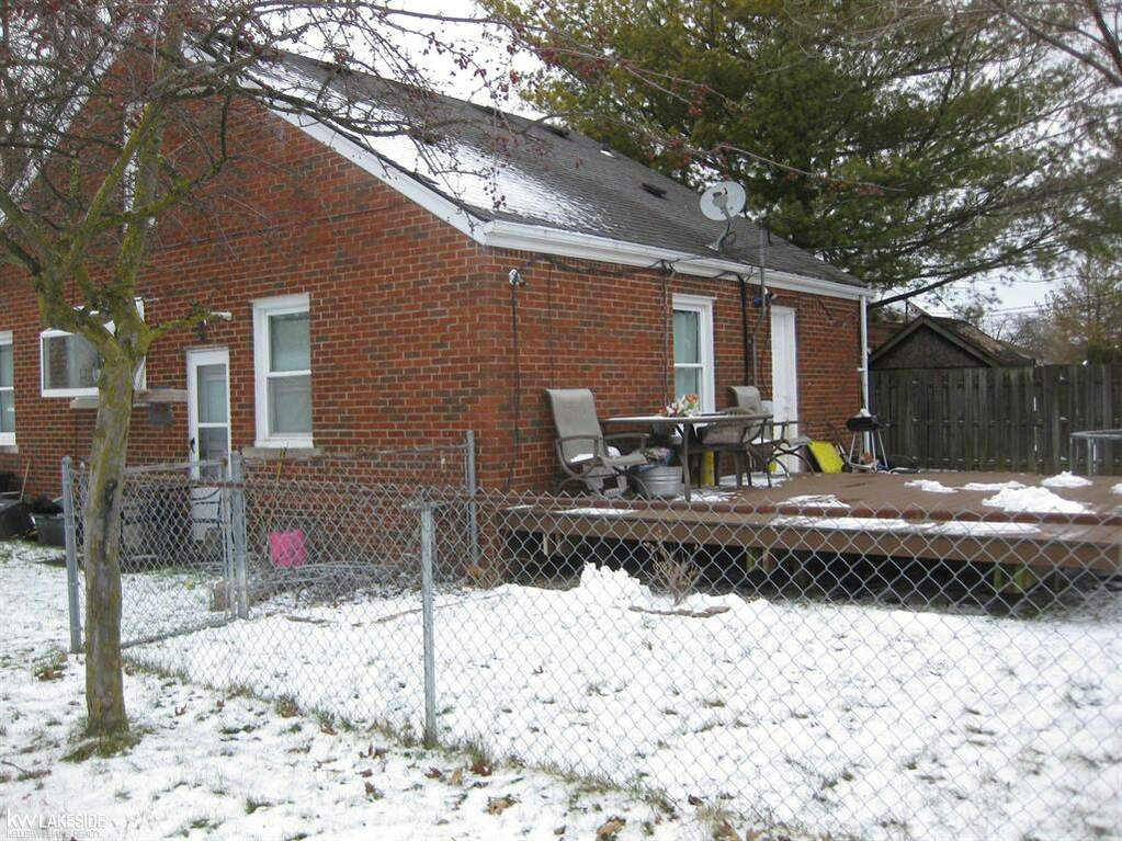 29508 Old River Rd, Harrison Twp, MI 48045 MLS 58050131448