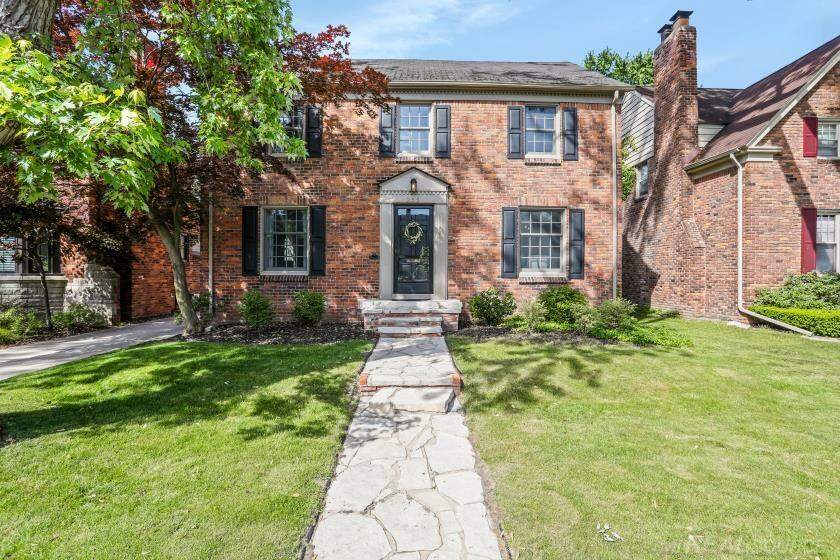 255 Mckinley Avenue, Grosse Pointe Farms, MI 48236 MLS 58050143348