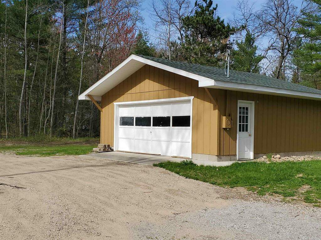 2661 Mary Ann, Albert Twp, MI 49756 MLS 58050145616 properties