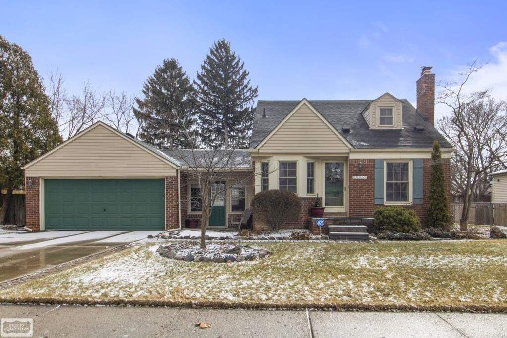 22300 Marine Avenue, Eastpointe, MI 48021 | MLS# 58050200381 ...
