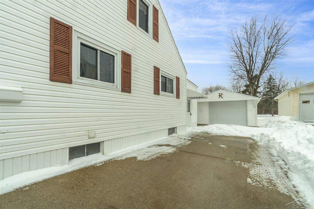 2916 Garfield Ave., Bay City, MI 48708 MLS 61050102193 properties