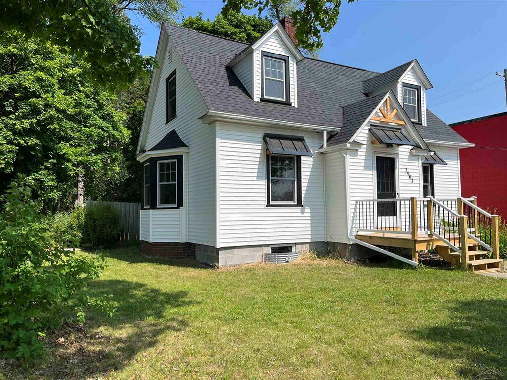 2903 Ashman Street, Midland, MI 48640 MLS 61050112921 properties