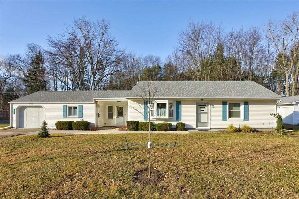 1055 N Miller, Thomas Twp, MI 48609 MLS 61050129798 properties SE