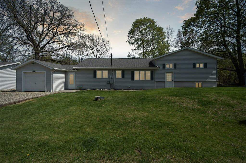 687 Lighthouse Drive, Ovid Twp, MI 49036 MLS 62023014447 properties REMI Christie's