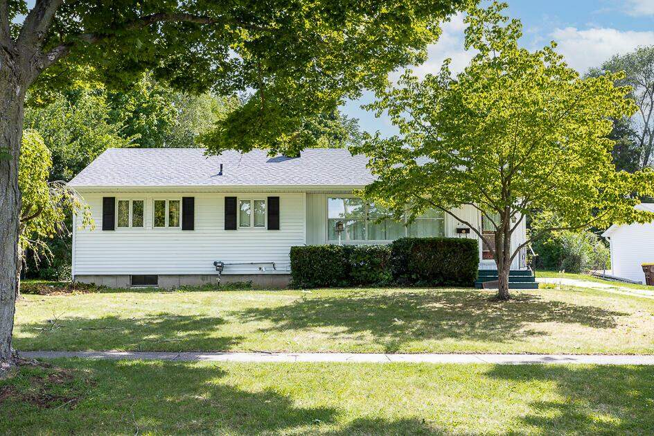 422 Ferguson Road, Marshall, MI 49068 MLS 64022037839 properties