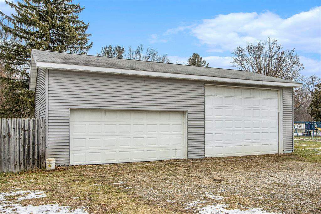 4663 B Drive S, Leroy Twp, MI 49015 MLS 64023145464 properties SE Michigan