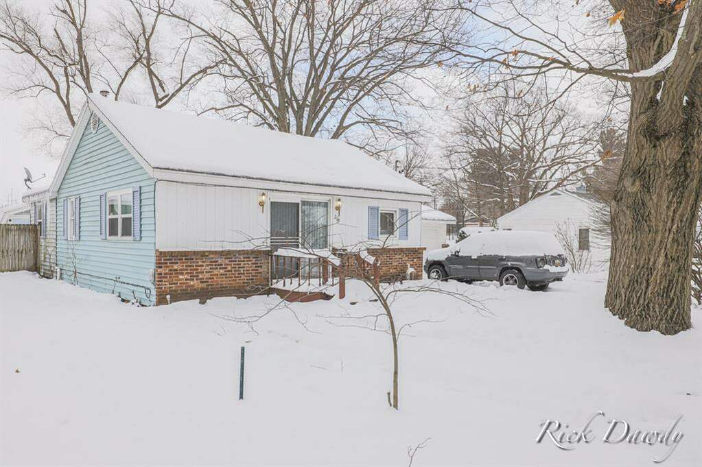 219 Alpine Street, Wayland, MI 49348 MLS 65023003115 properties