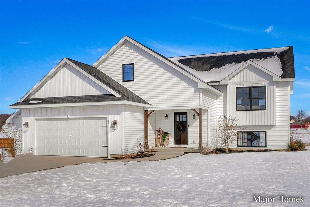 730 Windridge Court, Zeeland Twp, MI 49464 MLS 65023004207