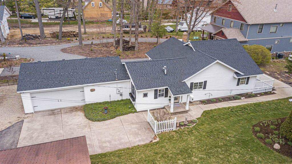 9630 S Peninsula Drive, Grant Twpnewaygo, MI 49327 MLS 65023013905