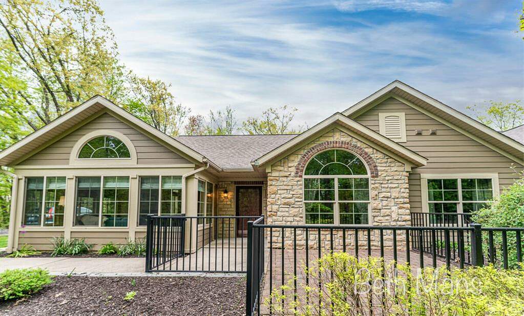 1033 Bridge Crest Drive Se, Ada Twp, MI 49301 MLS 65023015541 properties SE Michigan