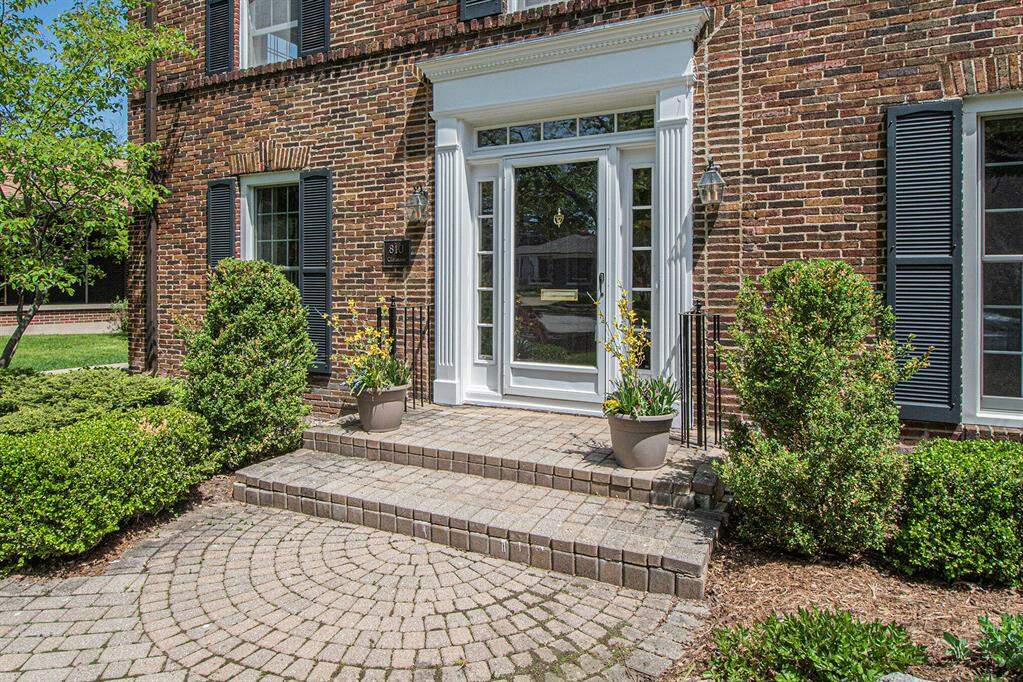 810 Gladstone Drive Se, East Grand Rapids, MI 49506 MLS 65023015810