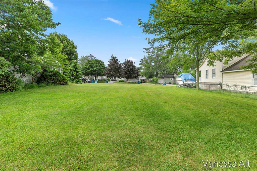 509 Monroe Avenue, Grand Haven, MI 49417 MLS 65023016107