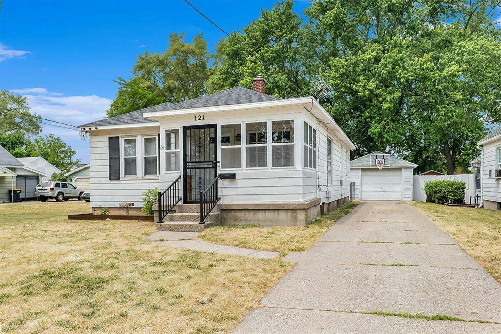 121 Coolidge Street Sw, Wyoming, MI 49548 MLS 65023019429