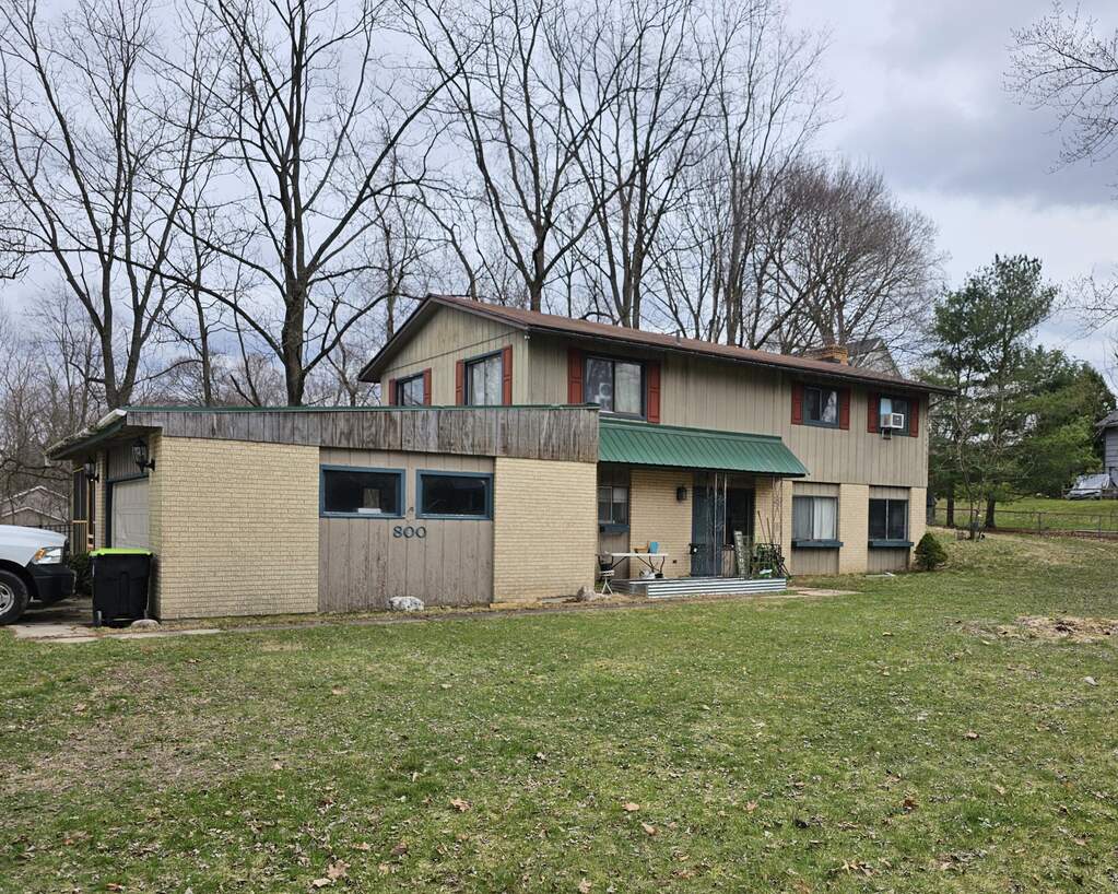 800 S Lincoln Street