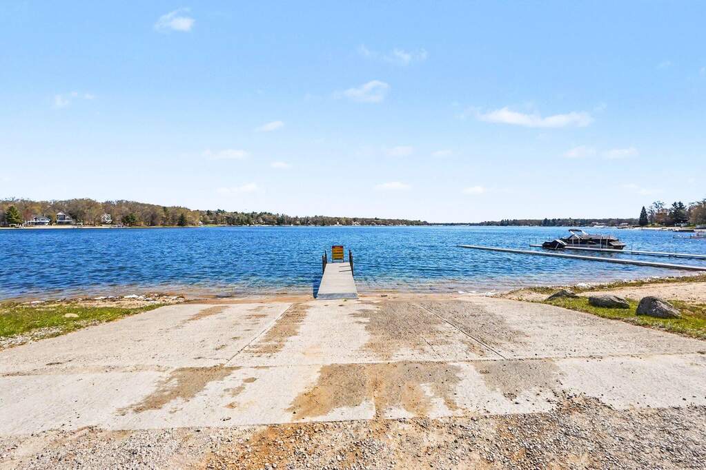 8176 W Pine Grove Beach Drive, Baldwin, MI 49304 - View 4