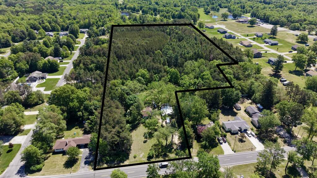 4404 S Sheridan Drive, Muskegon, MI 49444 | MLS# 65026026098