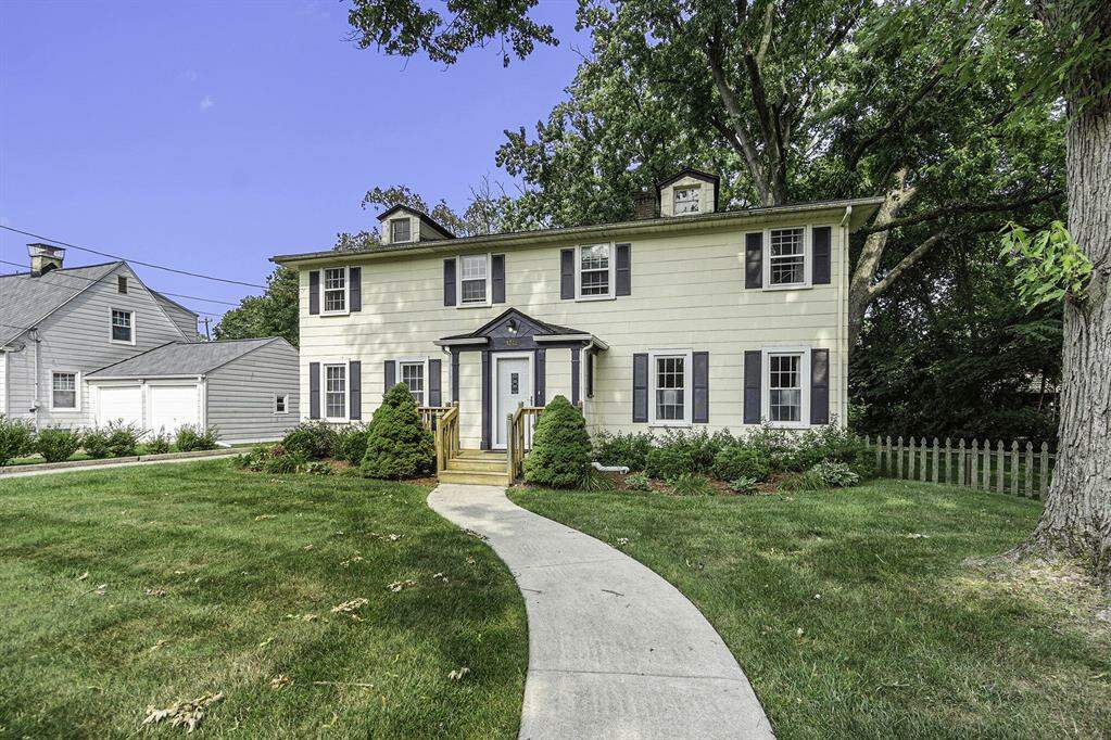 1312 Sunnyside Drive, Kalamazoo Twp, MI 49048 MLS 66023026880 properties SE Michigan