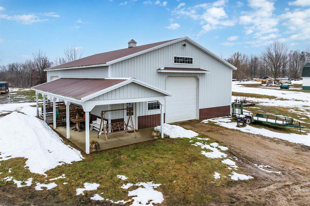 35507 Baseline Road, Bloomingdale Twp, MI 49055 MLS 66024005420 properties SE Michigan