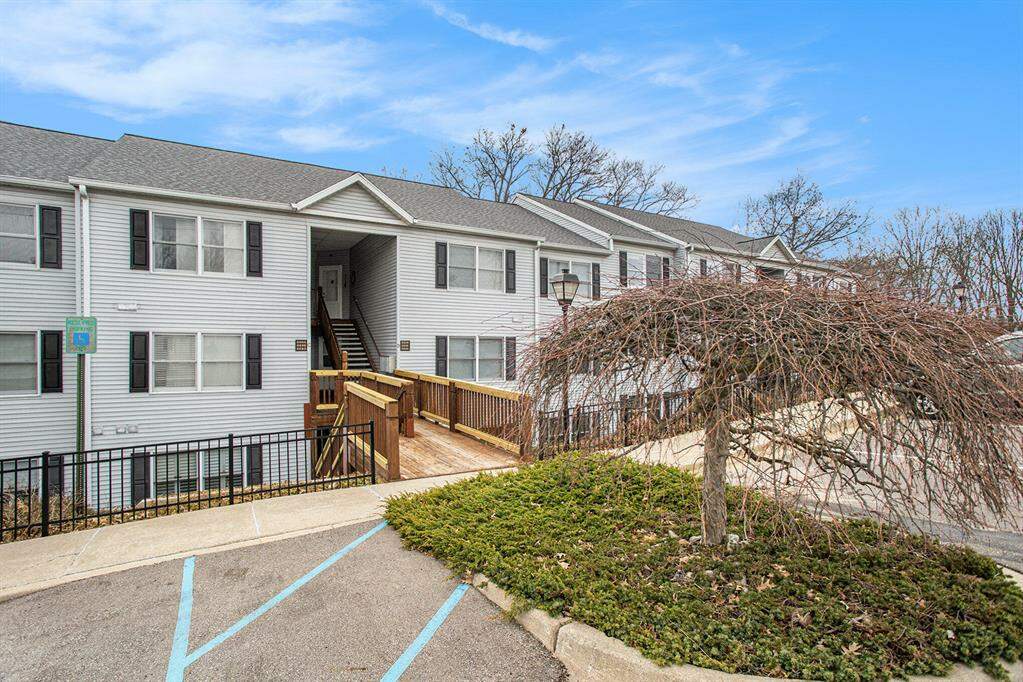 2214 Parkview Avenue, Kalamazoo, MI 49008 MLS 66024010324