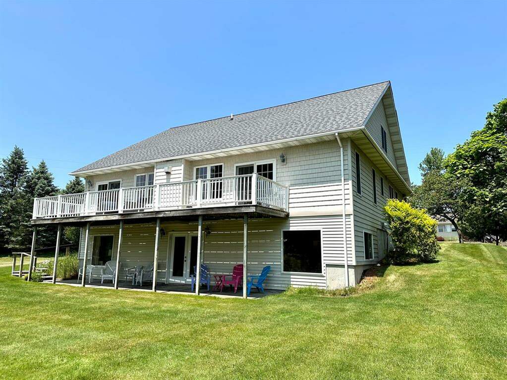 507 9th Street, Manistee, MI 49660 MLS 67023021500 properties SE