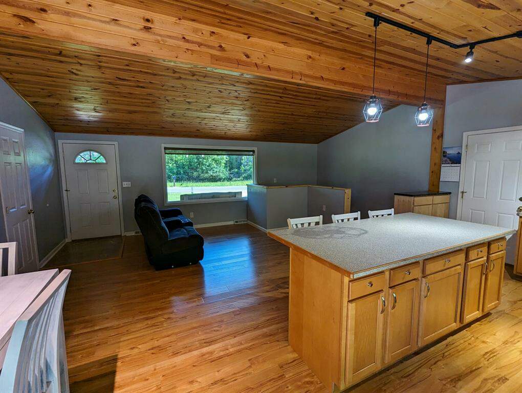 7652 W Stony Lake Road, Clay Banks Twp, MI 49446 MLS 67024029913