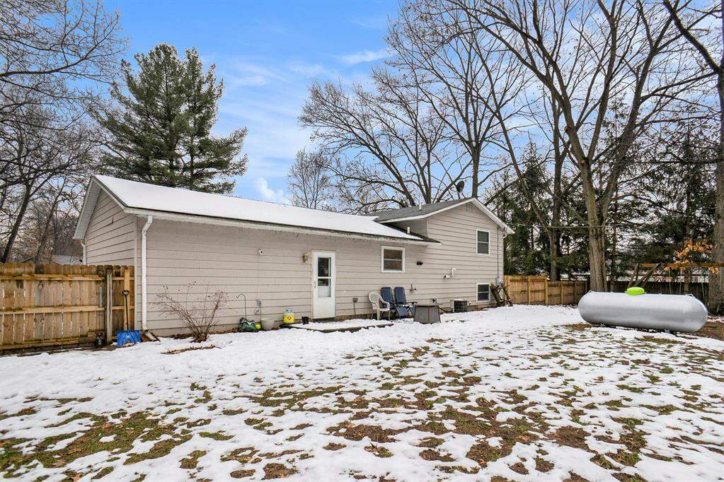 14070 Riverside Drive, Constantine Twp, MI 49042 MLS 68023006594 properties SE Michigan