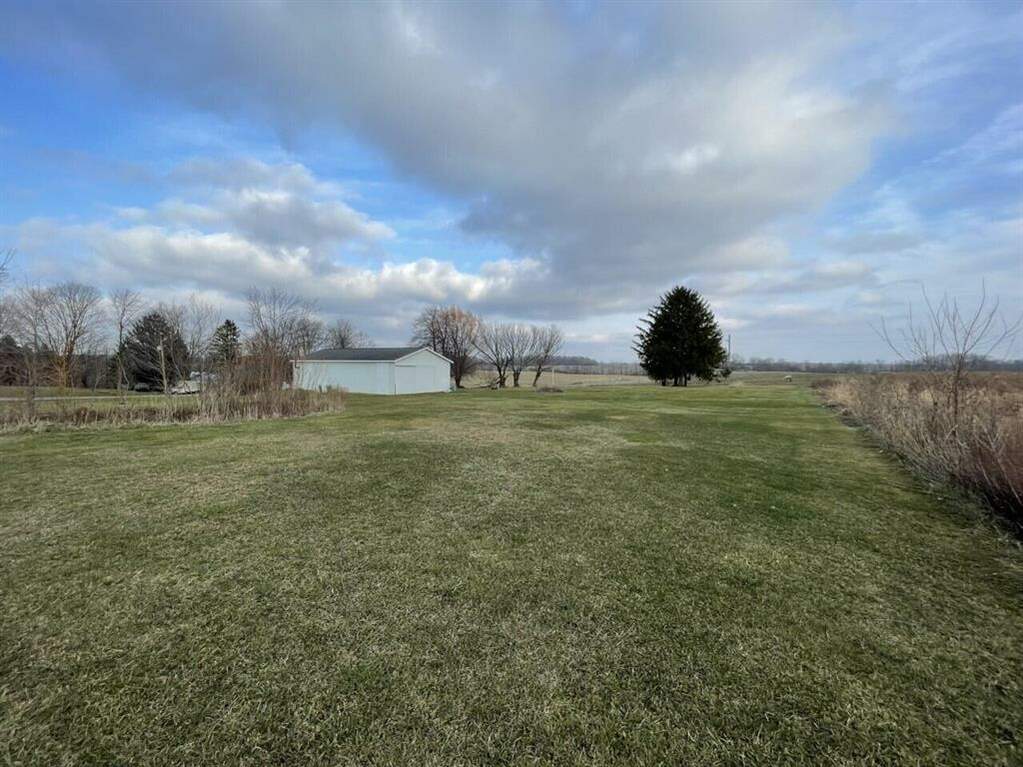 1922 W Olive Branch Road, Galien Twp, MI 49113 MLS 69023001002 properties SE Michigan