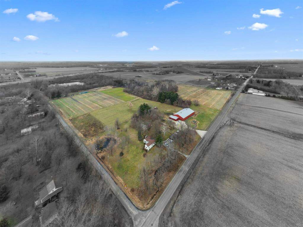 5688 Hillandale Road, Sodus Twp, MI 49126 MLS 69023002103