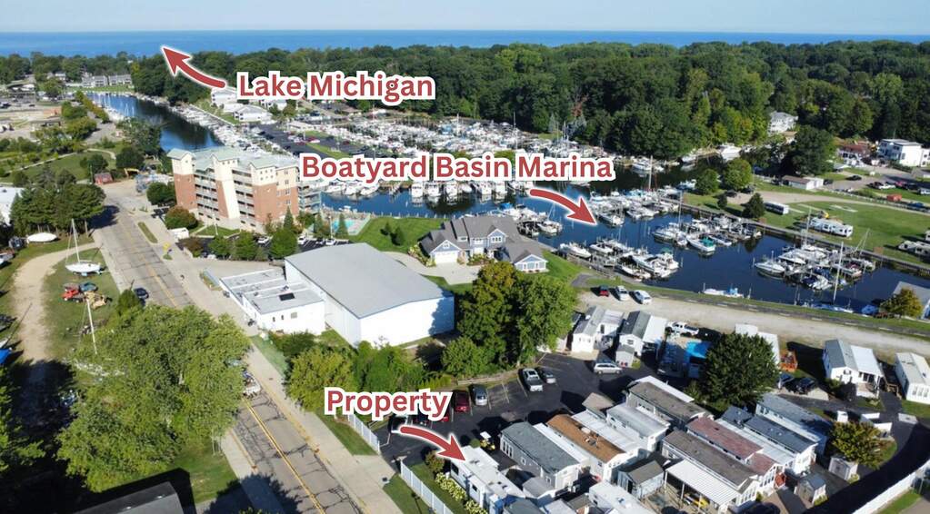 875 E Wells Street #20, South Haven, MI 49090 - View 3